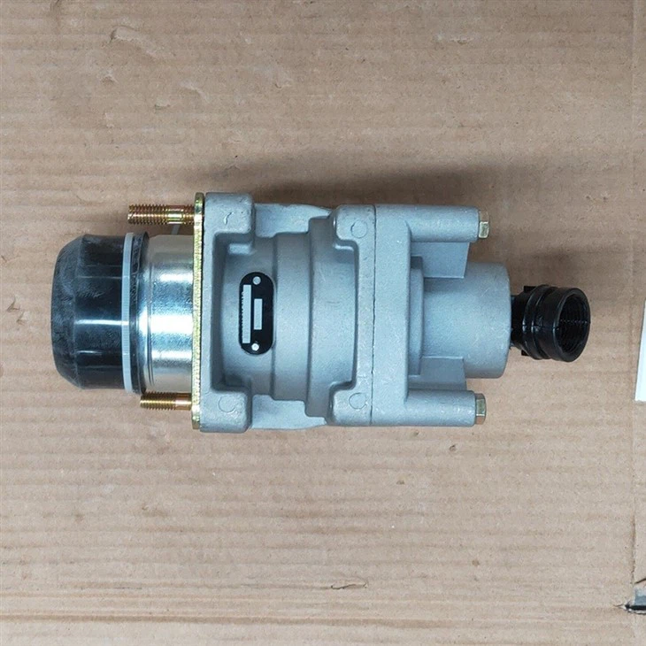 81.52130.6148 Shacman Brake Valve