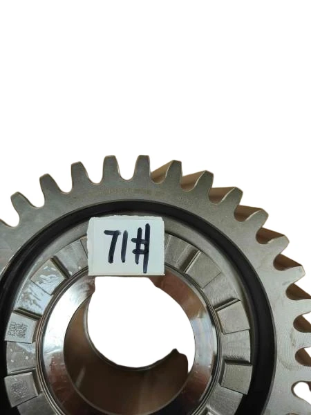 F81.351146113 Wheel Reducer Housing Assembly