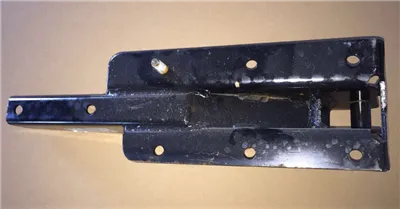 DZ1640430050 Reinforced Left Bracket Of F3000 Cab Tipping Shaft